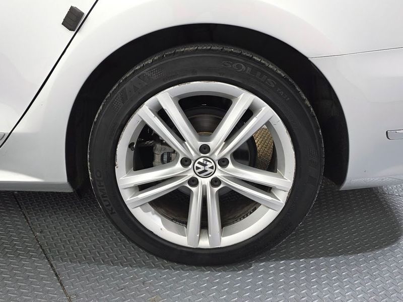 2014 Volkswagen Passat 2.0 TDI B7 photo 21