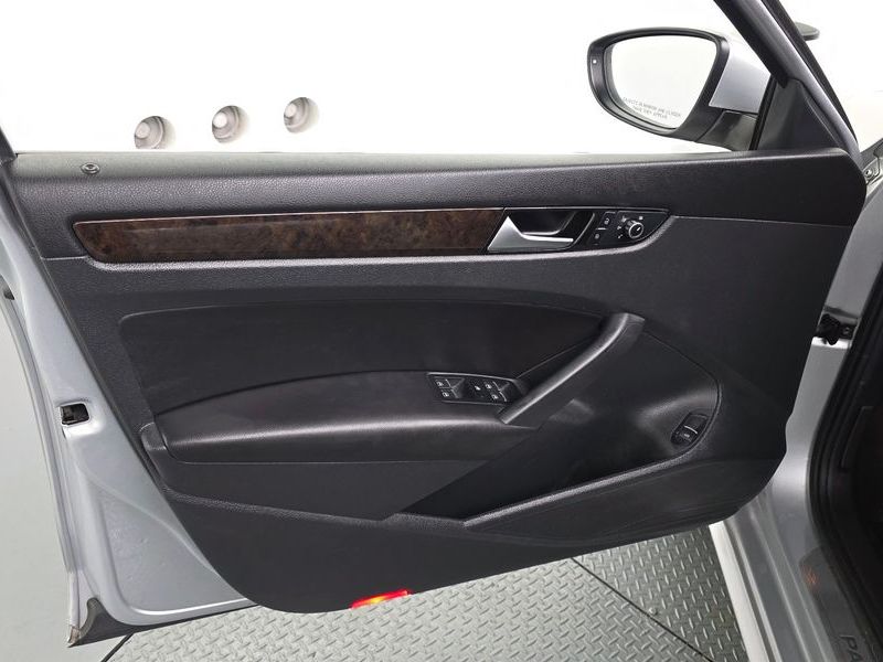 2014 Volkswagen Passat 2.0 TDI B7 photo 24