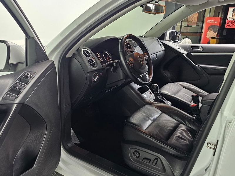 2015 Volkswagen Tiguan 2.0 TDI Comfort 5N photo 10