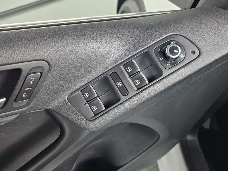 2015 Volkswagen Tiguan 2.0 TDI Comfort 5N photo 17