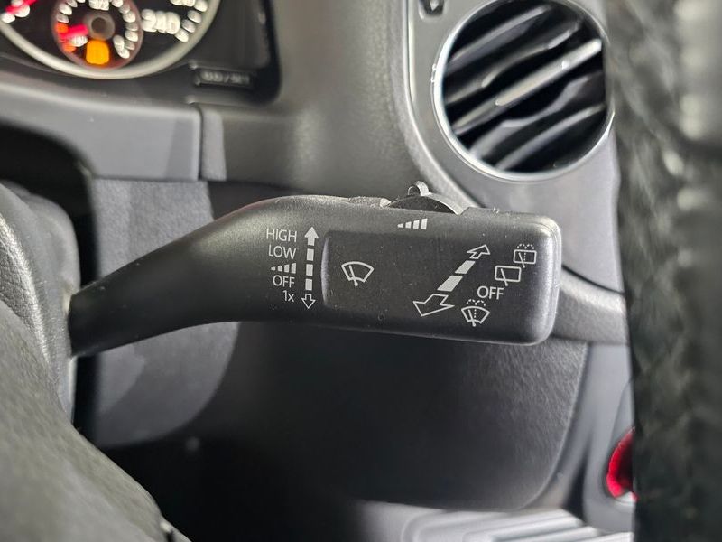 2015 Volkswagen Tiguan 2.0 TDI Comfort 5N photo 18