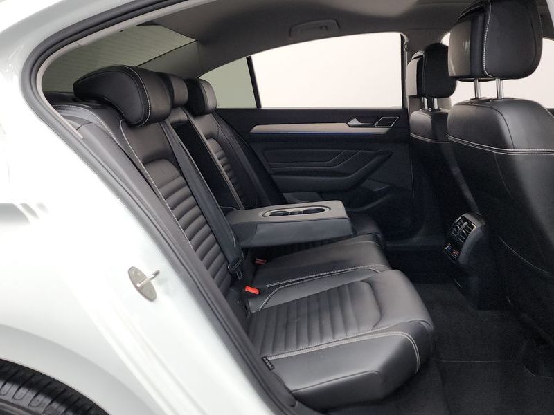 2021 Volkswagen Passat 2.0 TDI Prestige photo 12