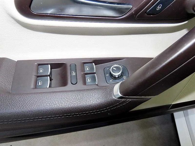 2014 Volkswagen New CC 2.0 TDI BlueMotion photo 13