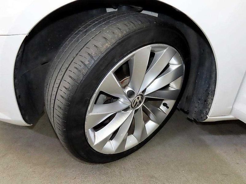 2014 Volkswagen New CC 2.0 TDI BlueMotion photo 18