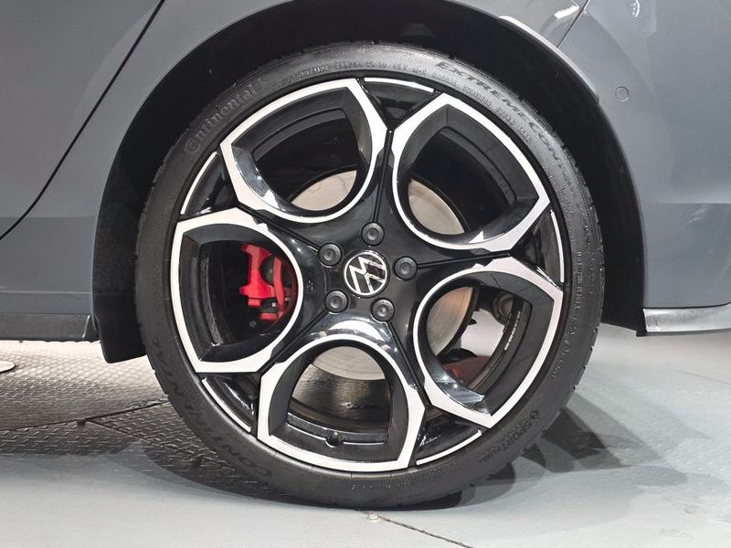 2026 Volkswagen Golf 2.0 GTI photo 21