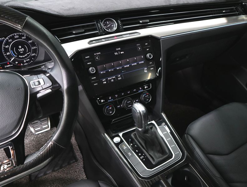2019 Volkswagen Arteon 2.0 TDI Premium photo 11