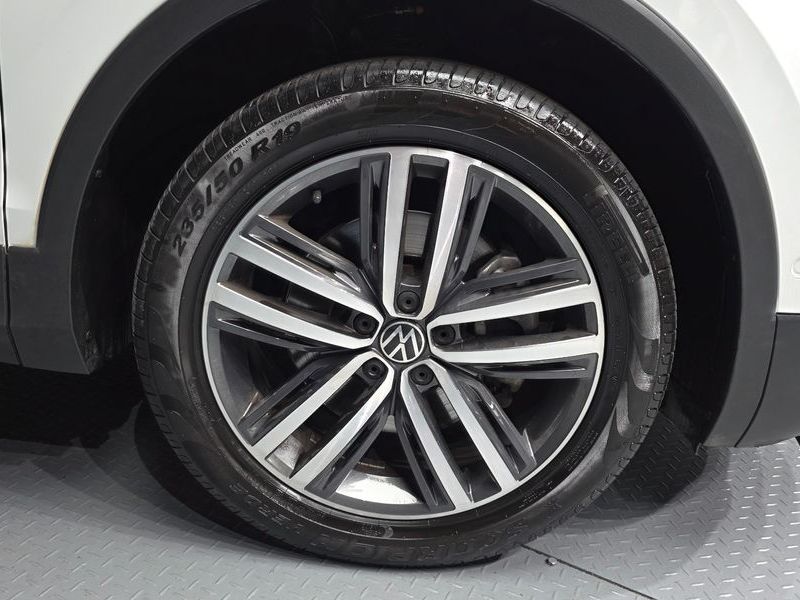 2023 Volkswagen Tiguan 2.0 TSI Prestige photo 21