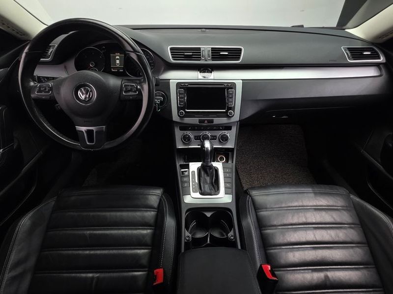 2013 Volkswagen New CC 2.0 TDI BlueMotion R-Line photo 7