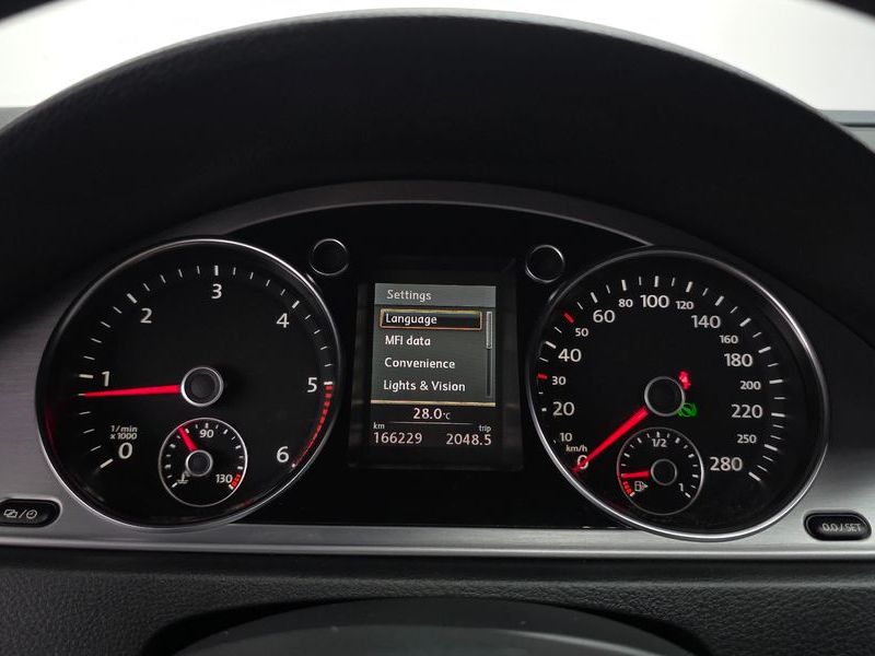 2013 Volkswagen New CC 2.0 TDI BlueMotion R-Line photo 8
