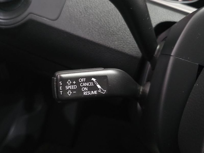 2013 Volkswagen New CC 2.0 TDI BlueMotion R-Line photo 18