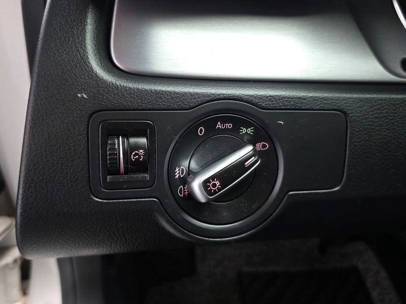 2013 Volkswagen New CC 2.0 TDI BlueMotion R-Line photo 19
