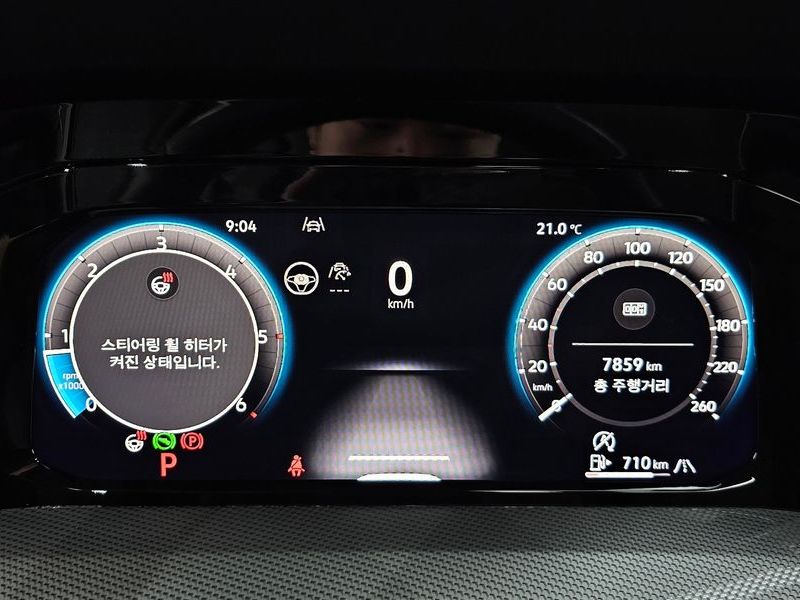 2025 Volkswagen Golf 2.0 TDI Prestige photo 8