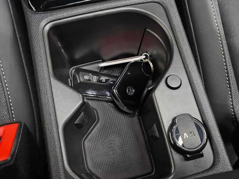 2025 Volkswagen Golf 2.0 TDI Prestige photo 15