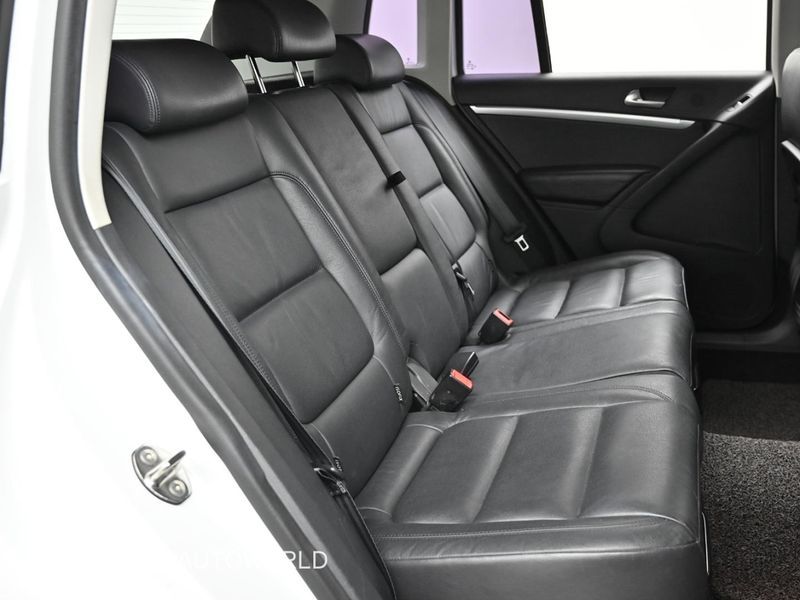 2015 Volkswagen Tiguan 2.0 TDI Comfort 5N photo 12