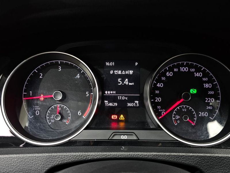 2015 Volkswagen Golf 1.6 TDI photo 8