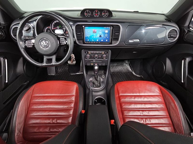2015 Volkswagen Beetle 2.0 TDI Premium 3rd photo 7