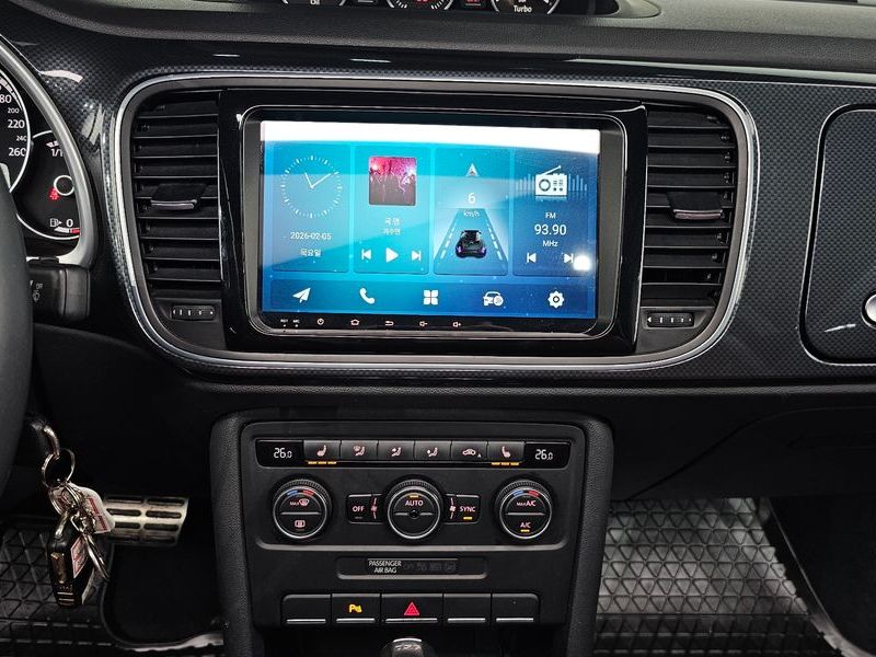 2015 Volkswagen Beetle 2.0 TDI Premium 3rd photo 14