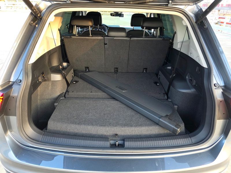 2023 Volkswagen Tiguan 2.0 TSI Prestige photo 17