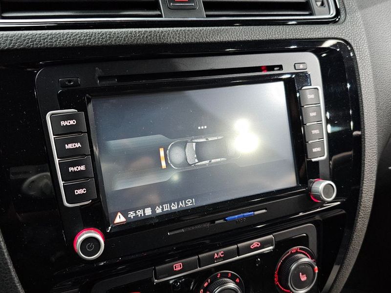 2015 Volkswagen Jetta 2.0 TDI BlueMotion 6th photo 15