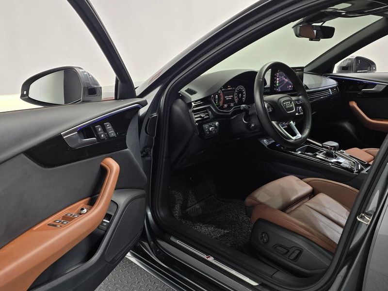 2021 Audi A4 40 TFSI Premium photo 10