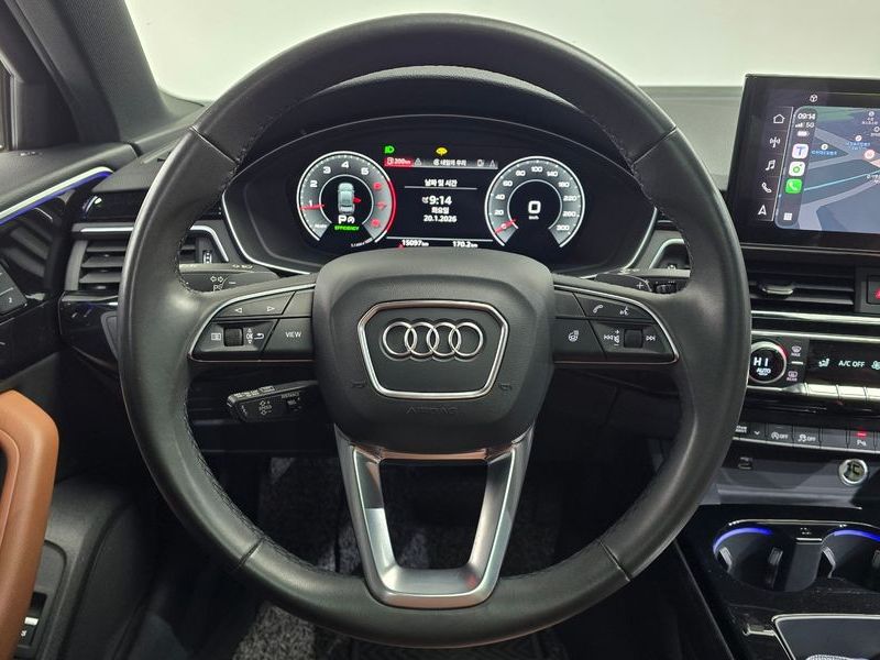 2021 Audi A4 40 TFSI Premium photo 13