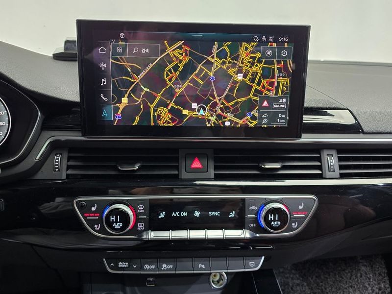 2021 Audi A4 40 TFSI Premium photo 14