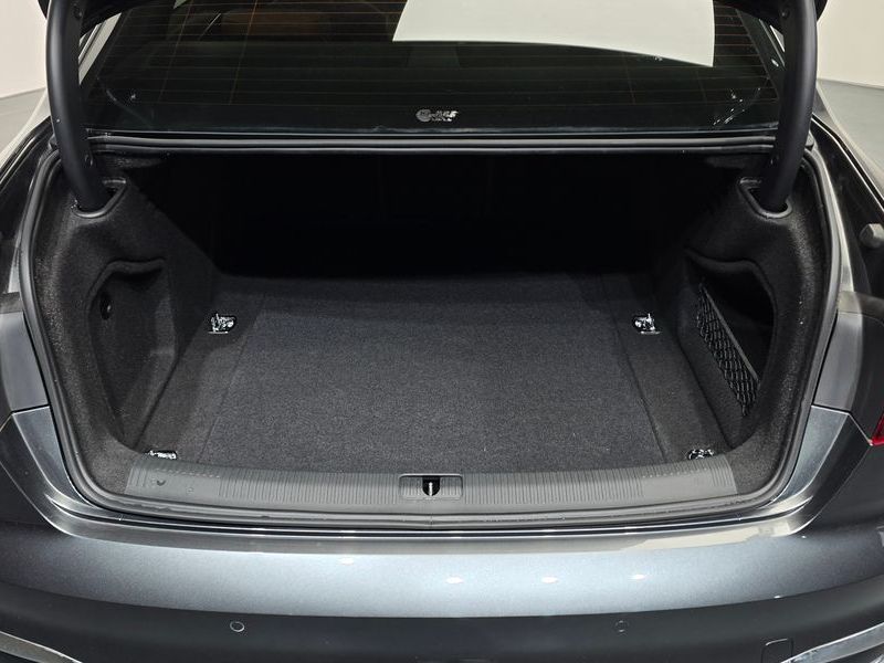 2021 Audi A4 40 TFSI Premium photo 20