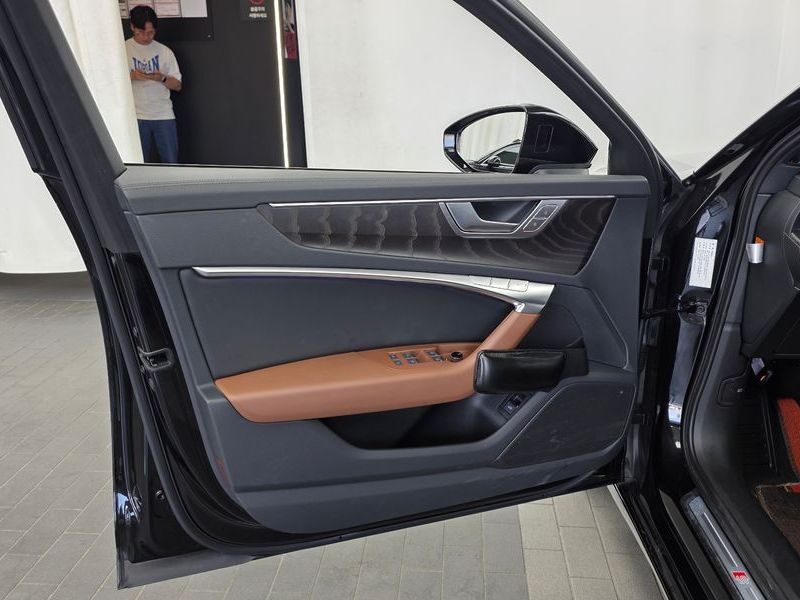 2021 Audi A6 40 TDI Premium photo 24