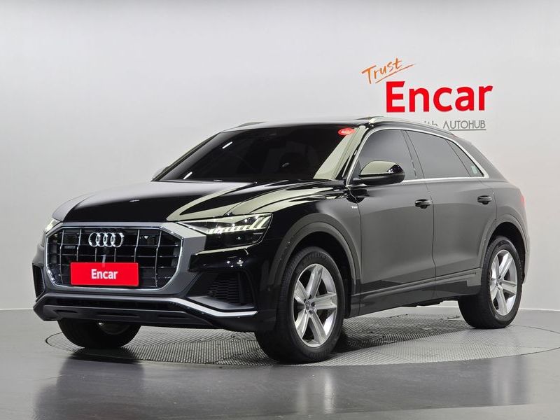 2020 Audi Q8 45 TDI Quattro Premium photo 1