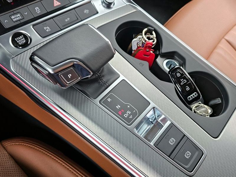 2023 Audi A6 40 TDI photo 9