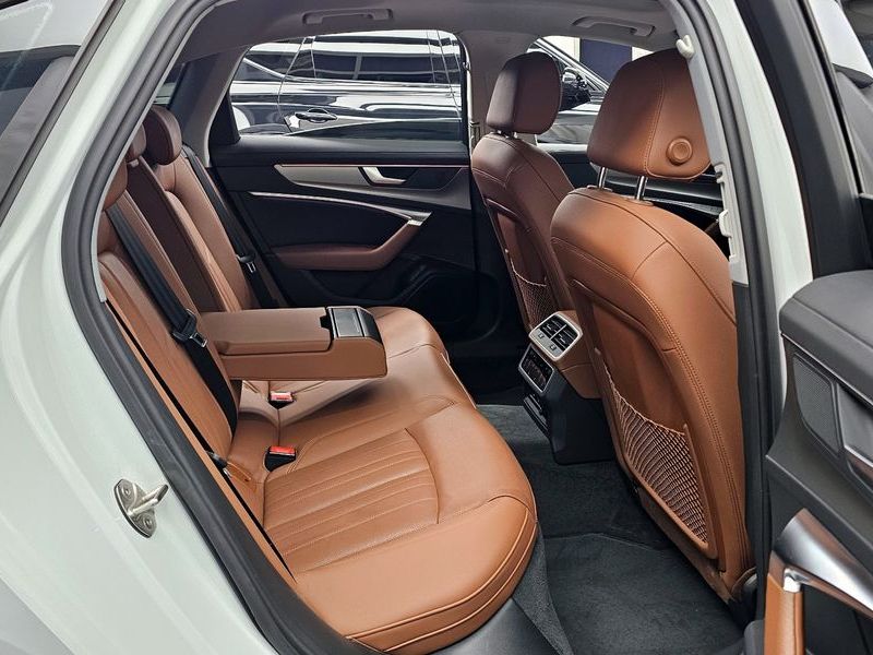 2023 Audi A6 40 TDI photo 12