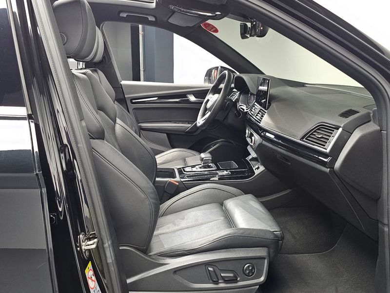 2021 Audi Q5 45 TFSI Quattro Premium photo 11