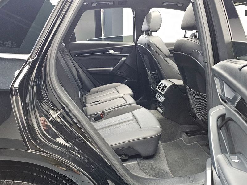 2021 Audi Q5 45 TFSI Quattro Premium photo 12