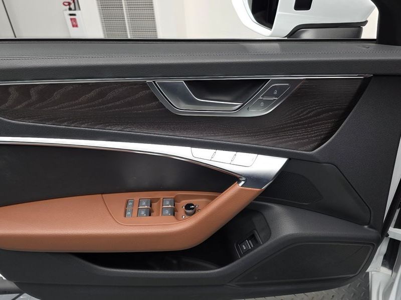 2021 Audi A6 45 TFSI Premium photo 18