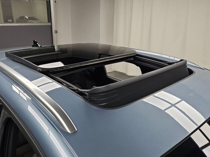 2022 Audi e-tron 40 Premium photo 28