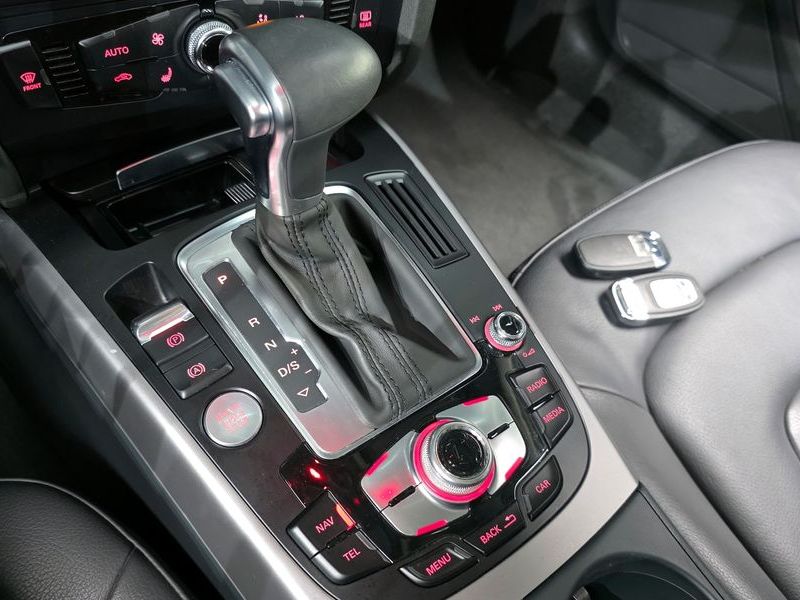 2013 Audi A4 2.0 TDI Quattro Dynamic B8 photo 9