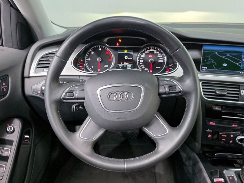 2013 Audi A4 2.0 TDI Quattro Dynamic B8 photo 13