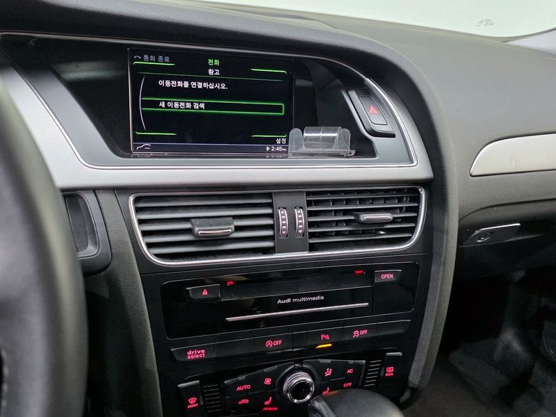 2013 Audi A4 2.0 TDI Quattro Dynamic B8 photo 14