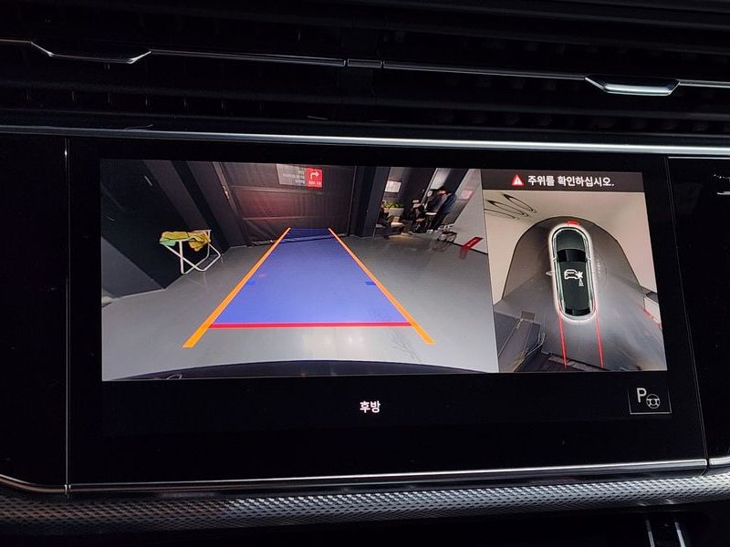 2021 Audi Q8 45 TDI Quattro Premium photo 15