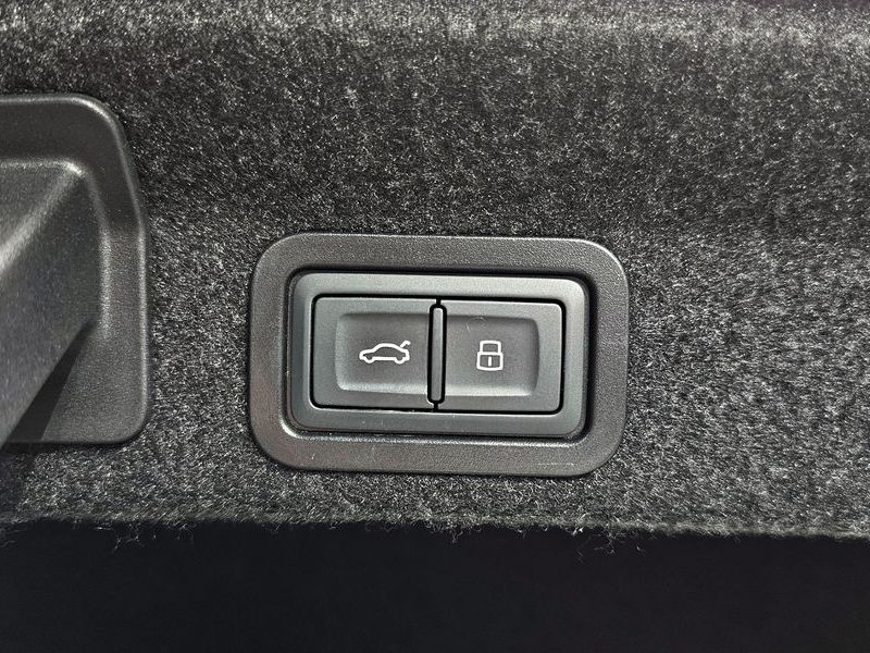 2021 Audi A6 40 TDI Premium photo 19