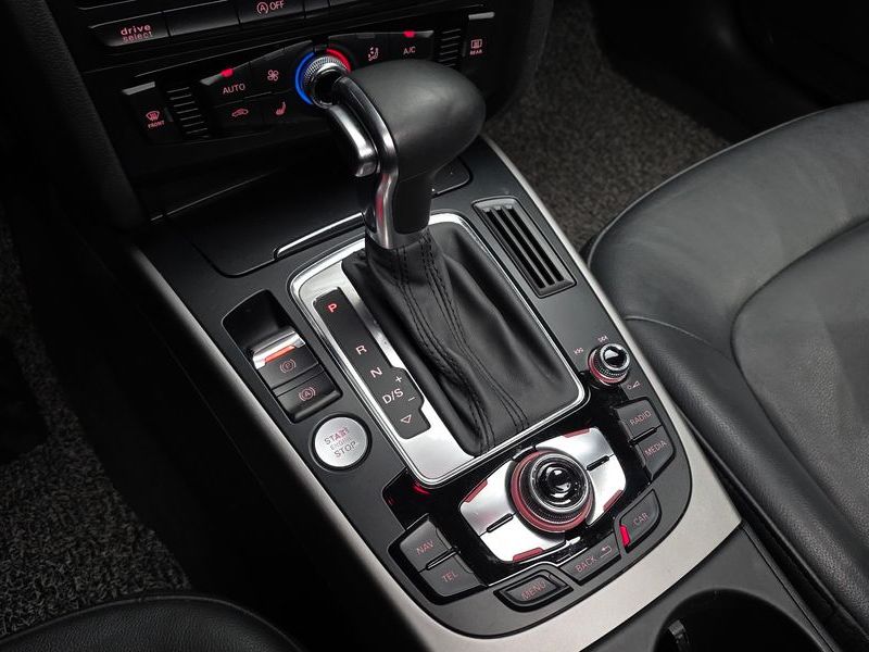 2015 Audi A5 35 TDI Quattro Sportback 8TA photo 9