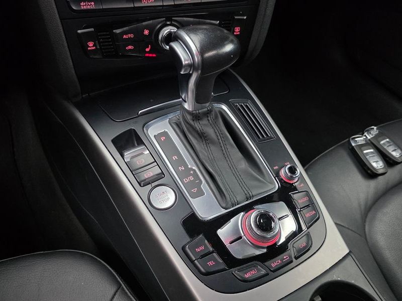 2015 Audi A4 35 TDI Quattro Dynamic B8 photo 9
