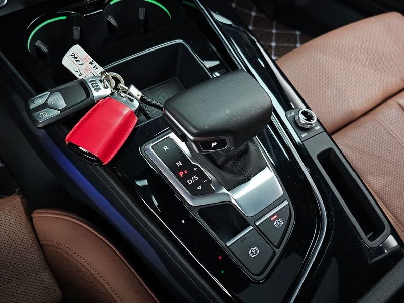 2021 Audi A5 40 TDI Quattro Premium Sportback photo 9