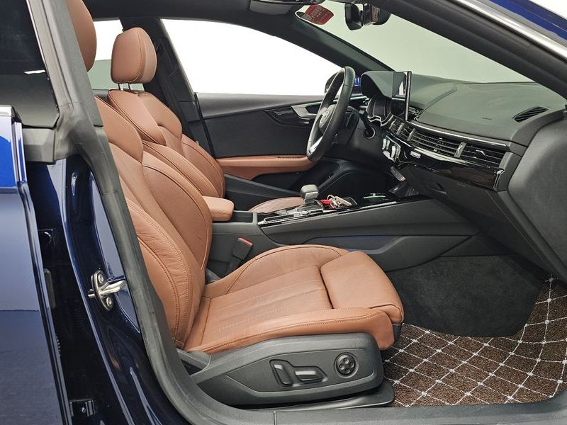 2021 Audi A5 40 TDI Quattro Premium Sportback photo 11
