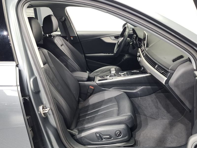 2019 Audi A4 40 TFSI photo 11