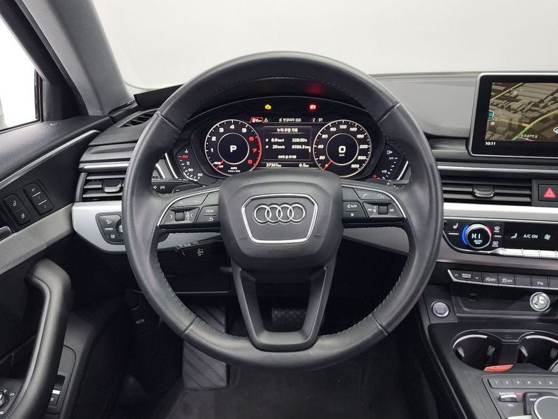 2019 Audi A4 40 TFSI photo 13