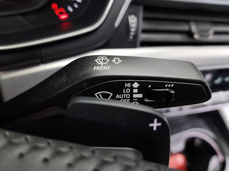 2019 Audi A4 40 TFSI photo 17