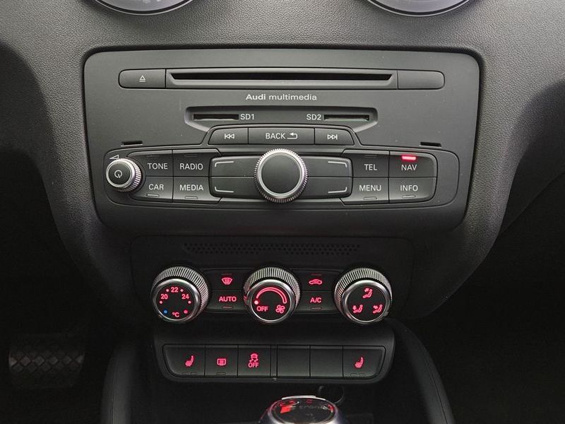 2013 Audi A1 30 TDI Sport photo 14