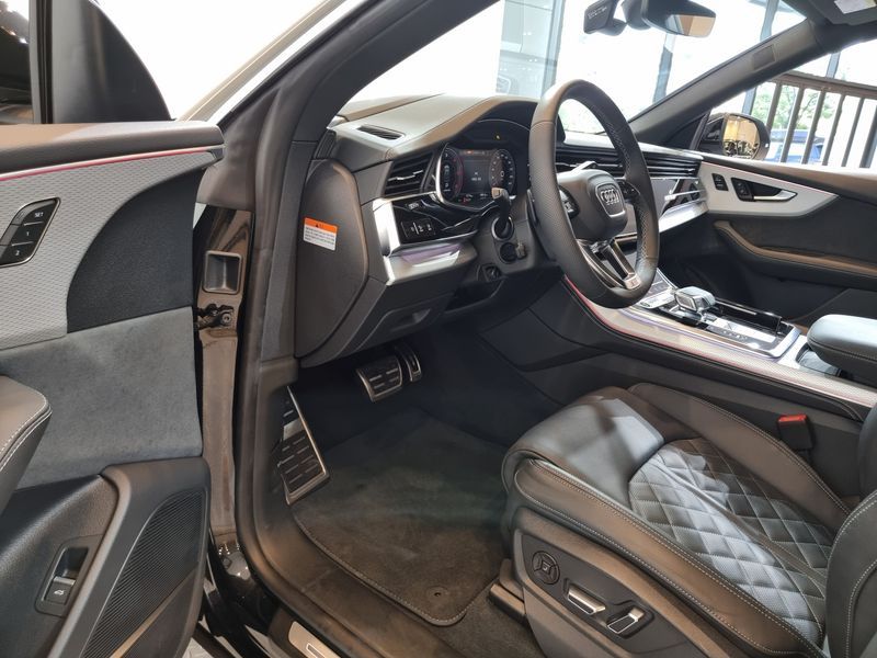 2025 Audi Q8 50 TDI Quattro photo 10