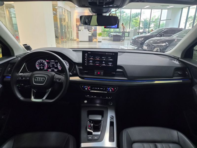 2023 Audi Q5 45 TFSI Quattro photo 7
